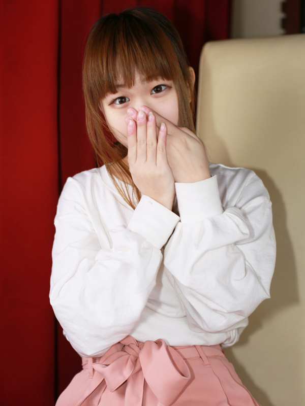 踊れ！チンチコリン・大阪店 きあら 18歳 T：148cm　B：79(B)　W：54　H：83